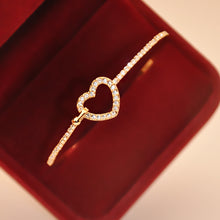 Load image into Gallery viewer, Romantic Heart Crystal Charm Bracelet