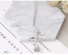 Load image into Gallery viewer, Rose Shape Pendant Necklace
