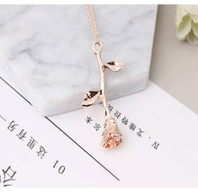 Load image into Gallery viewer, Rose Shape Pendant Necklace
