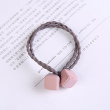 Load image into Gallery viewer, Woman Square Hair Ties