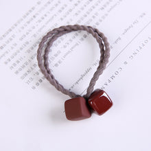 Load image into Gallery viewer, Woman Square Hair Ties