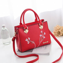 Load image into Gallery viewer, Leather Hand Bag