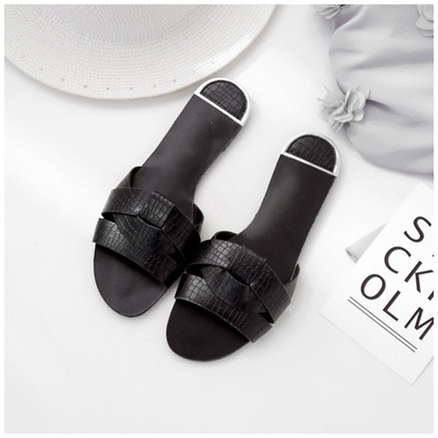 Women Flat Heel Sandals