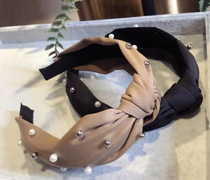 Knotted Center Hairband