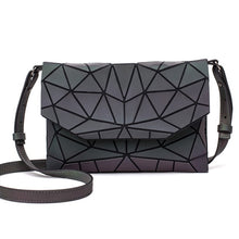 Load image into Gallery viewer, Luminous Evening Bag