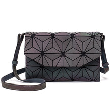 Load image into Gallery viewer, Luminous Evening Bag