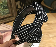 Load image into Gallery viewer, Women Fashion Satin Headband