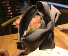 Load image into Gallery viewer, Women Fashion Satin Headband