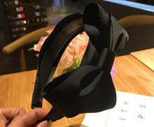 Load image into Gallery viewer, Women Fashion Satin Headband