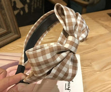 Load image into Gallery viewer, Women Fashion Satin Headband