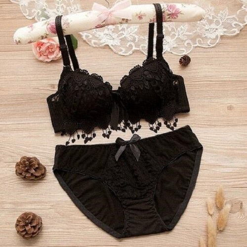 Push Up Embroidery Lingerie Set